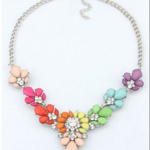 Crystal Colors Choker Necklace with Pendants for Women